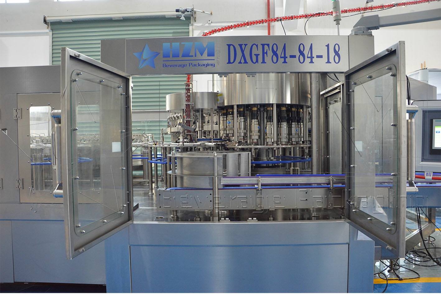 380V 50HZ Fully Automatic Blow Moulding Machine For Pet Bottle
